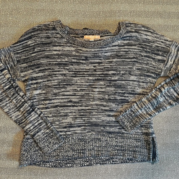 Banana Republic Navy Heather Crop Sweater with Zipper Accent - Picture 3 of 10